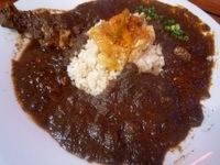 「とり3姉妹（鶏キーマ&手羽元+鴨キーマ+鶏肝キーマ）（1000円」@バンブルビーの写真