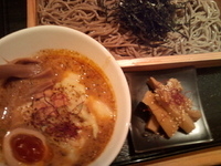 「カレーチーズつけ蕎麦（大大盛）+メンマサービス（830円）」@つけ蕎麦 安土 高田馬場本店の写真