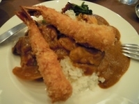 「シーフードカレーとハヤシライスのAセット1995円+エビフライ2」@黒船亭の写真