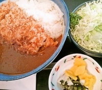 「ろーすかつカレー（大盛無料）980円」@レストランやま忠の写真