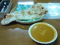 「ランチ チキンカレー・ナン・サラダ・チャイ」@カラチの空の写真