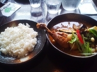 「チキン（パリパリ、レギュラー、辛さ2番）」@Rojiura Curry SAMURAI. 西野店の写真