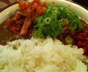 「カレー+納豆+ネギ+キムチ（+卓上七味）」@すき家 6号日立城南店の写真