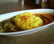 「ツインカレー（タイレッド&キーマグリーン） 1029円」@ココス 笹野店の写真