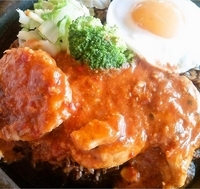 「スパイシーピラフ+カレーチキン （699円+税）」@ガスト 日立駅前店の写真