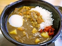 「温玉カレー440円」@すき家 綾瀬駅南店の写真