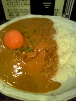 「タンドリーチキンカレー+半熟卵￥1000」@カレー専門店 ラジャの写真