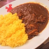 「スパイシーチキンカレー（ターメリックライス）（790円）」@Tokyo Roux Kitchen & Bar 水戸エクセル店の写真