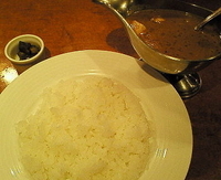 「チキンカレー1050円」@レストラン大宮の写真