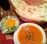 「日替わりランチ（チキンと大根のカレー・ナン・サラダ・ドリンク）8」@スパイスプラザ モラージュ柏店の写真