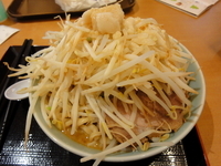 「味噌ラーメン（中）+豚 820+200=1020円」@ジャンクガレッジ イオンレイクタウンmori店の写真