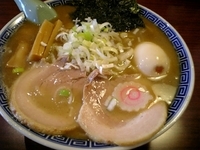「味玉ラーメン大盛り」@雅商會 二十世紀が丘店の写真