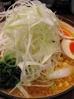 「味噌ねぎらーめん￥1,000+味付玉子￥0 （「これが群馬のうま」@横浜らーめん 上州田村家の写真