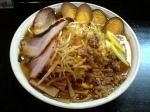 「火山らあめん太麺大盛（辛）+全部のせ+味玉追加（1400円）」@旭川らあめん ひでまるの写真