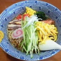 「冷しラーメン 800円」@さのらーめん 笑まる 藤岡店の写真