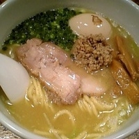 「白鶏らーめん 680円+味玉（My箸持参サービス）」@鶏の穴の写真