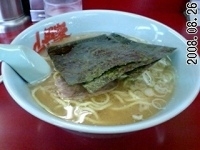 「醤油ラーメン（590円）」@ラーメン山岡家 春日部店の写真