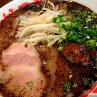 「らーめん 700円+半ぶたまんま250円」@なんつッ亭 池袋店の写真