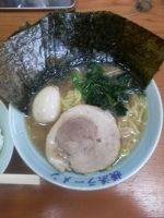 「山賊ラーメン+無料半ライス」@横浜ラーメン 山賊の写真