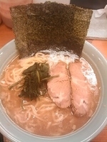 「ラーメン 中盛り」@横浜家系ラーメン やややの写真