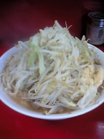 「小豚ラーメン:750円」@ラーメン二郎 ひばりヶ丘駅前店の写真