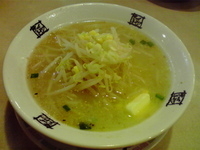 「塩バターラーメン+麺大盛り」@おおぎやラーメン ベイシア大胡店の写真