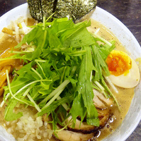 「特製中華そば 950円 大盛（無料）」@つけ麺 中華そば 渕の写真