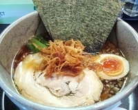 「焦がし醤油らーめん+海苔」@麺屋 番の写真