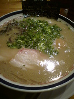 「ラーメン 味玉+赤オニ+替玉 ￥1000」@博多長浜らーめん 田中商店の写真