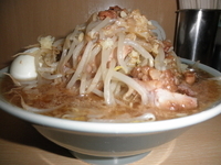 「ラーメン+ヤサイ・ニンニクチョイマシ 「750円+無料」」@ラーメン富士丸 北浦和店の写真