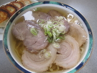 「ハーフ&ハーフ（682円）+餃子（367円）」@佐野らーめん 麺龍の写真