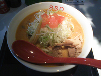 「エスニッQ 3SO（Lサイズ）+小ライス（800円+100円）」@RA-MEN 3SOの写真