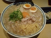 「肉そば 半熟玉子入り+肉ダブル 大盛り」@丸源ラーメン 三ツ境店の写真