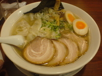 「ワンタンメン大盛り+チャーシュー+味玉」@風神ラーメンの写真
