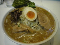 「しおらーめん中盛り 細麺 ￥700」@龍神の写真