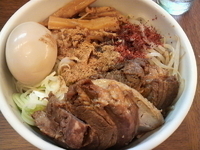 「冷やし麺 ピリ エビ【夏期限定】+へた肉+味玉」@麺処 慶の写真