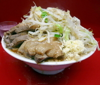 「大豚ダブル 950円（ヤサイマシマシ・ニンニク）」@ラーメン二郎 西台駅前店の写真