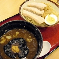 「豚節つけ麺 中盛り （クーポンでチャーシュー）」@優勝軒 アズ熊谷店の写真