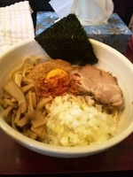 「まぜそば（麺量250g）+チーズ」@麺家 一鶴の写真