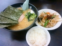 「ラーメン（野菜炒めセット）」@とんぱた亭 三枚町店の写真