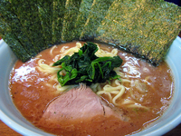 「ラーメン中盛り+のり@780+100」@家系ラーメン 桂家の写真