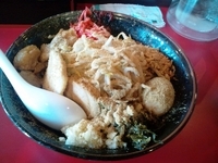 「まぜそば（大）950円+ぶた150円+魚粉50円」@麺や 唯桜の写真