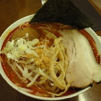 「辛いらーめん 大盛り+味付玉子」@麺処 はつがいの写真