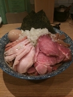 「汁なし鶏白湯中盛（780円）+豚・鶏チャーシュー（240円）」@麺屋 一燈の写真