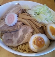 「チャーシュー油そば大盛り+ねぎ+煮玉子1100円」@油そば専門店 Ra 飯能本店の写真