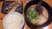 「博多ラーメン（固め）+餃子セット」@博多ラーメン 田中の写真