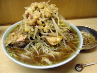 「国産豚メン1000円（ヤサイ、アブラ）」@ラーメン富士丸 北浦和店の写真