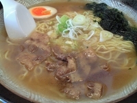 「アゴだし正油（とび魚のだし）690円」@とんこつラーメン とんまるの写真