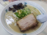 「塩らぁめん」@らぁ麺 波（シー） 神田錦町店の写真