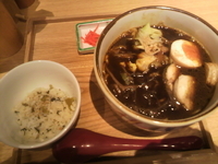 「丸鶏ラーメン（焙煎カレー）880円」@恵比寿若どりの写真